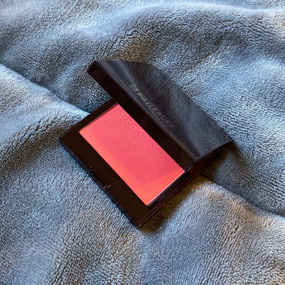 Laura Mercier Blush in “Grapefruit”